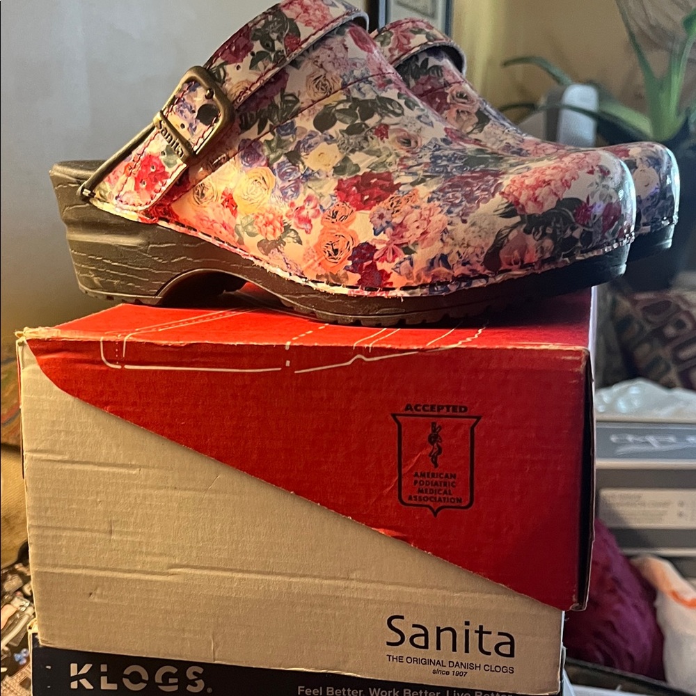 Sanita Multicolor Floral Clogs